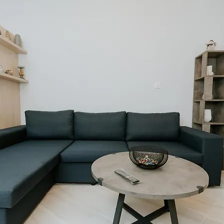Karipidis Penthouse *